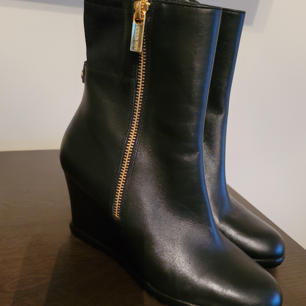 Micheal kors Black Leather Wedge Boots 7.5